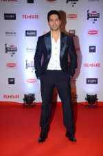Varun Dhawan at Filmfare Awards 2016 on 15th Jan 2016